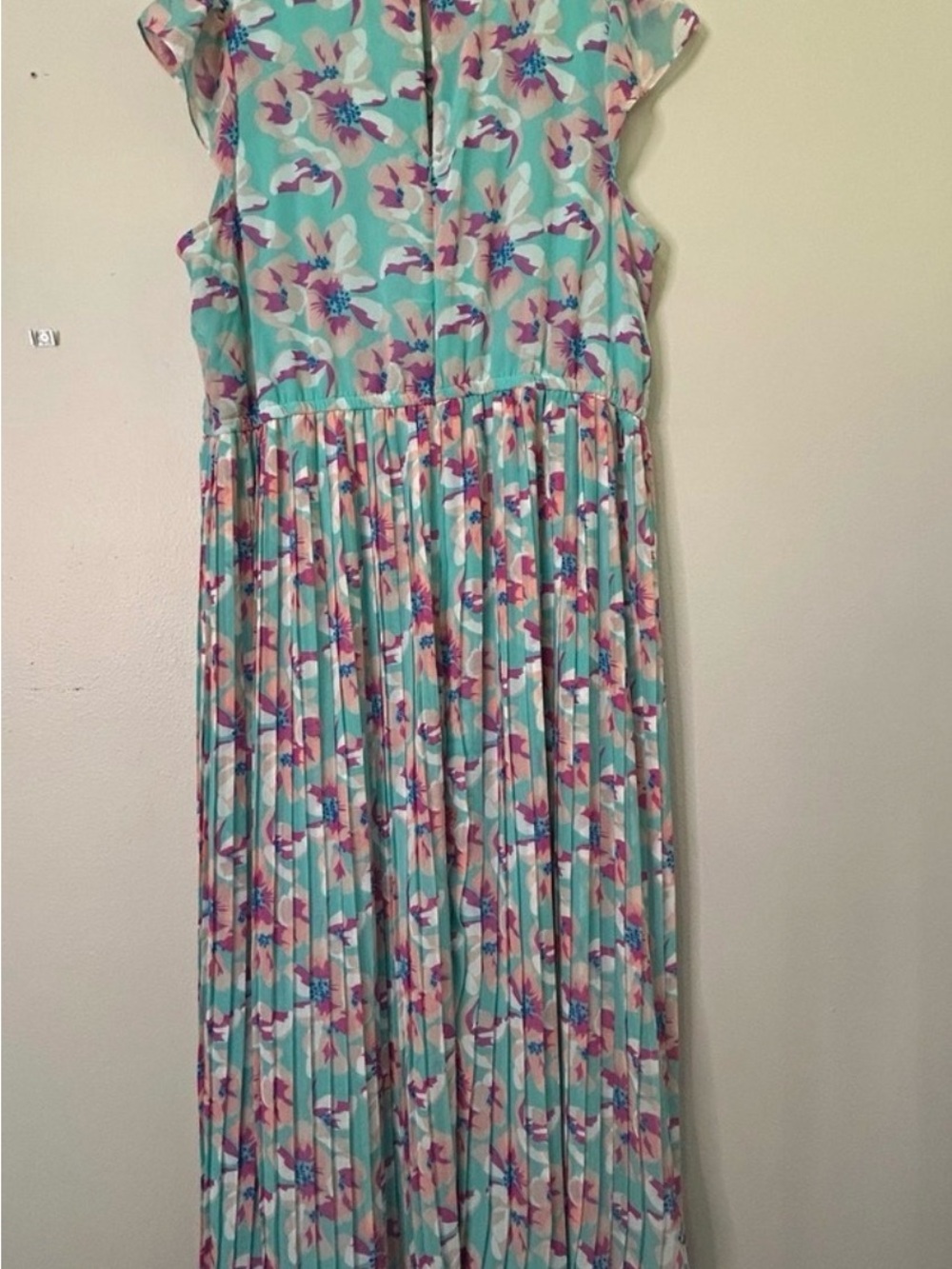 Ashley Nell Tipton Mint Floral Pleated Dress with Pink & Purple Accents 3X - Picture 10 of 16